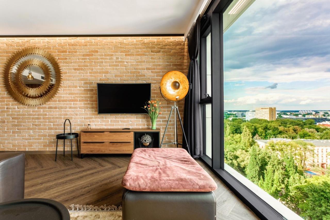 Skyview Suite - Niepowtarzalny Widok I Basen Lublin Extérieur photo