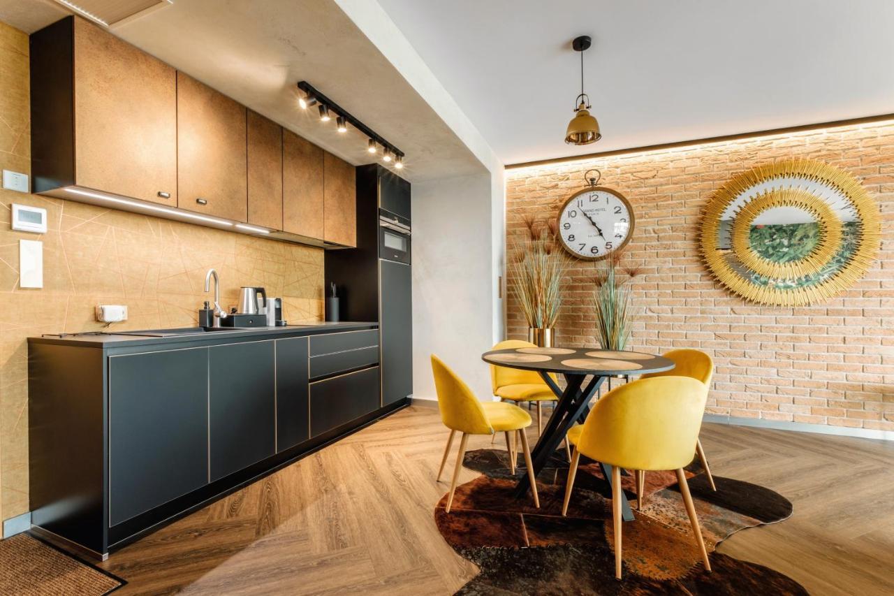 Skyview Suite - Niepowtarzalny Widok I Basen Lublin Extérieur photo