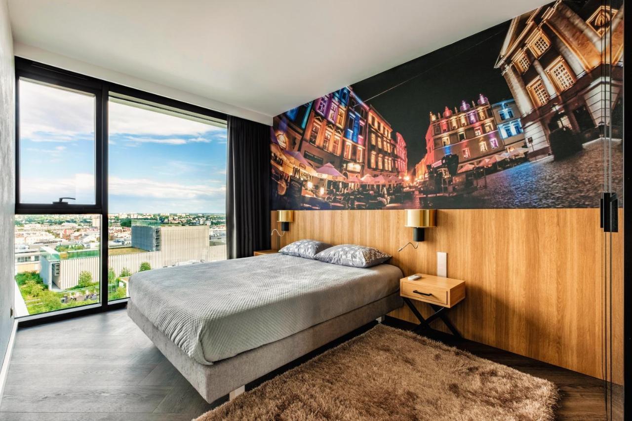Skyview Suite - Niepowtarzalny Widok I Basen Lublin Extérieur photo